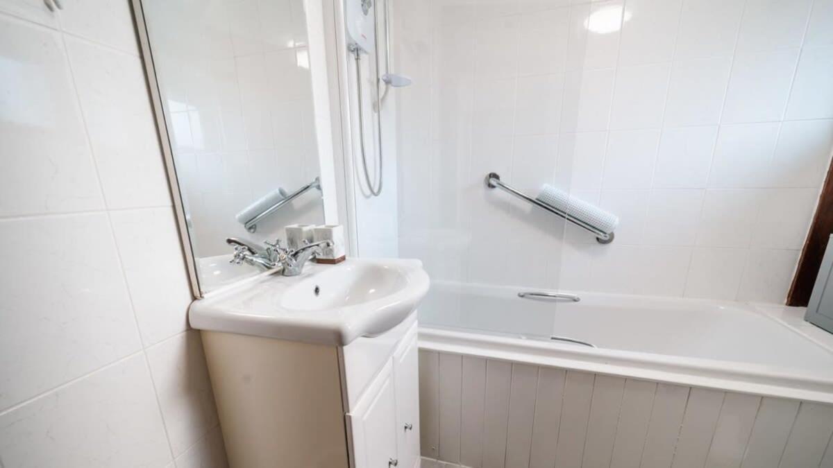 Lovely 2 Bedroom Coastal Cottage Near Bude Exteriér fotografie