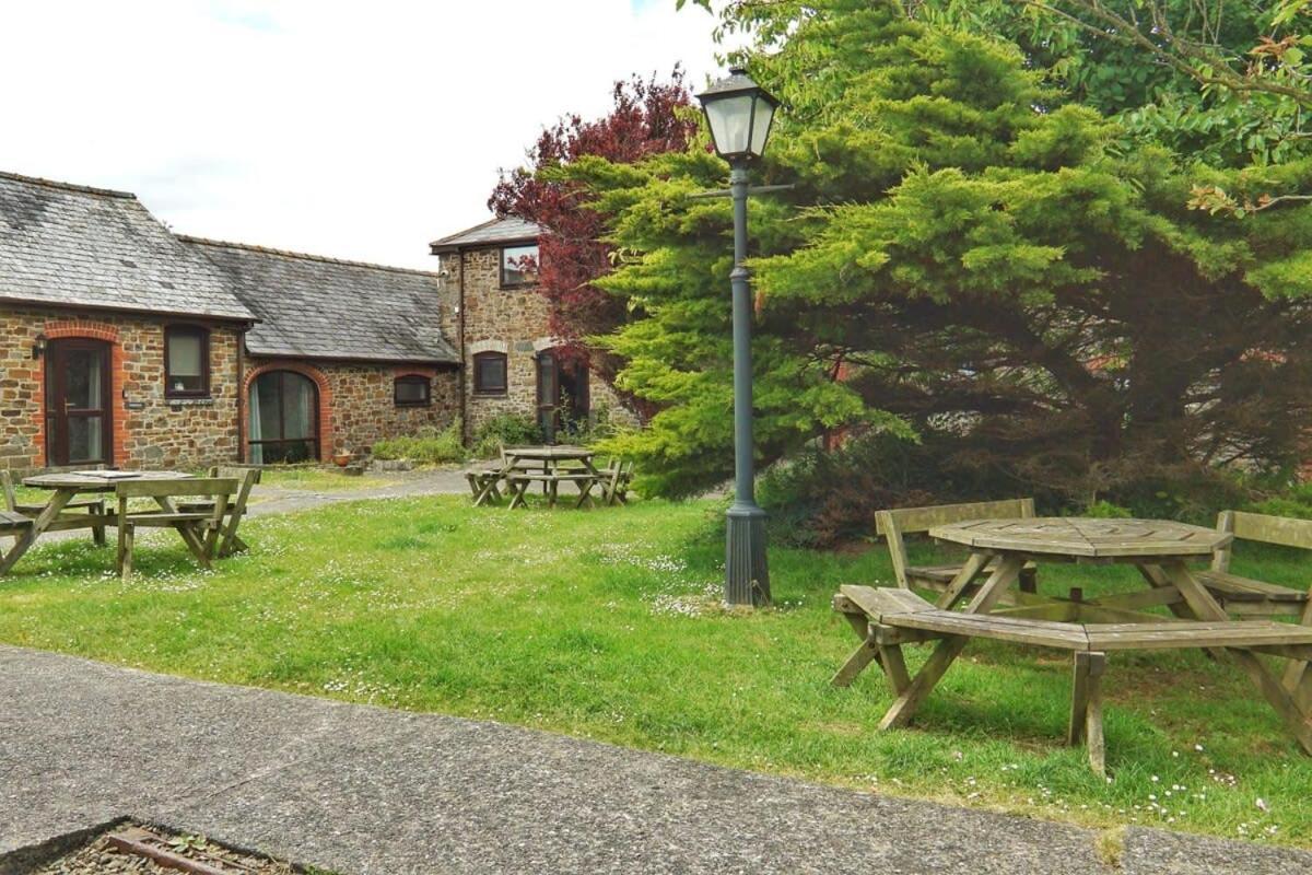 Lovely 2 Bedroom Coastal Cottage Near Bude Exteriér fotografie